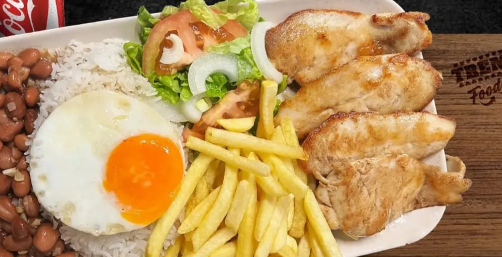 Prato de Frango com Ovo